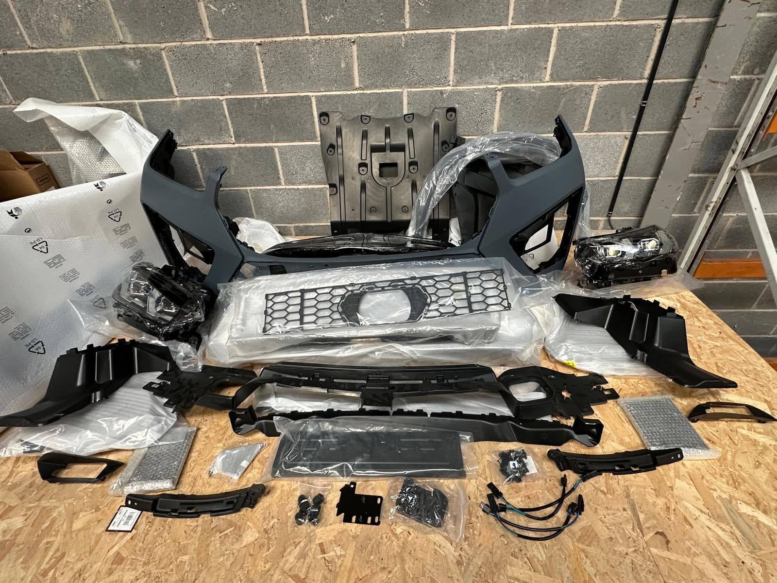 BMW X5 G05 Pre-LCI to LCI X5M Style Body Kit
