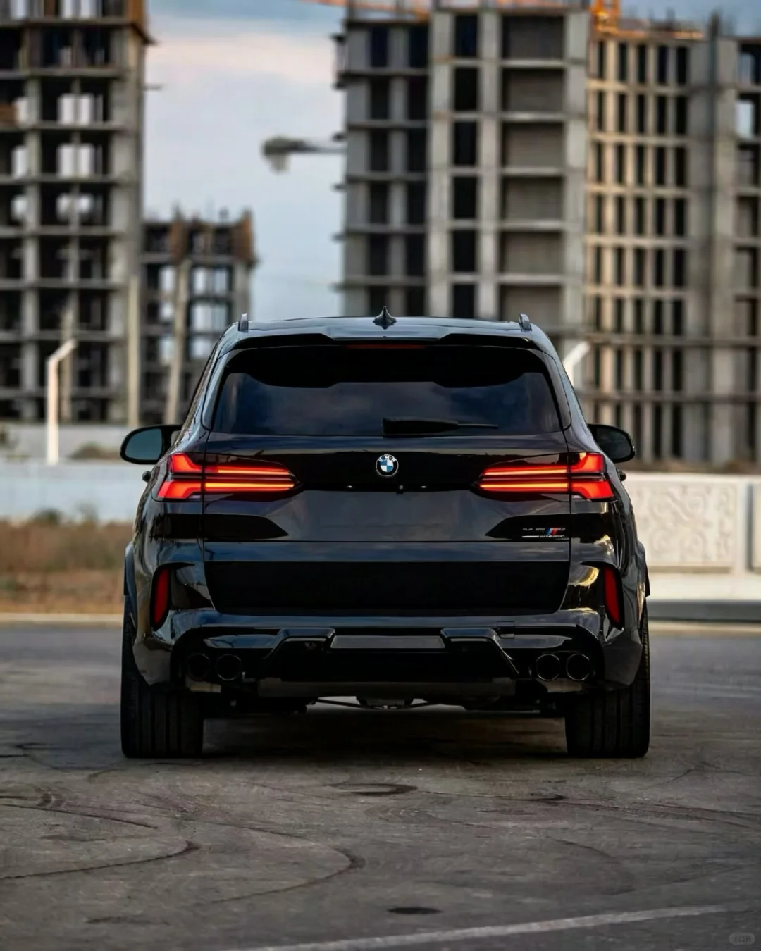 Completed black BMW X5 G05 rear conversion