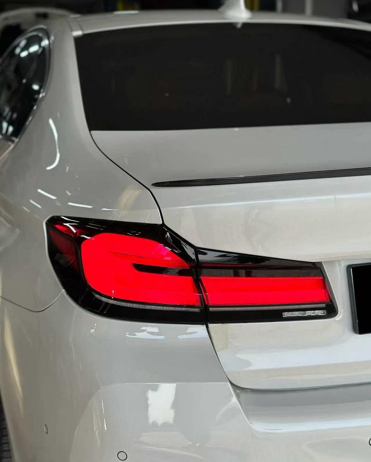 BMW G30 LCI-style rear light detail